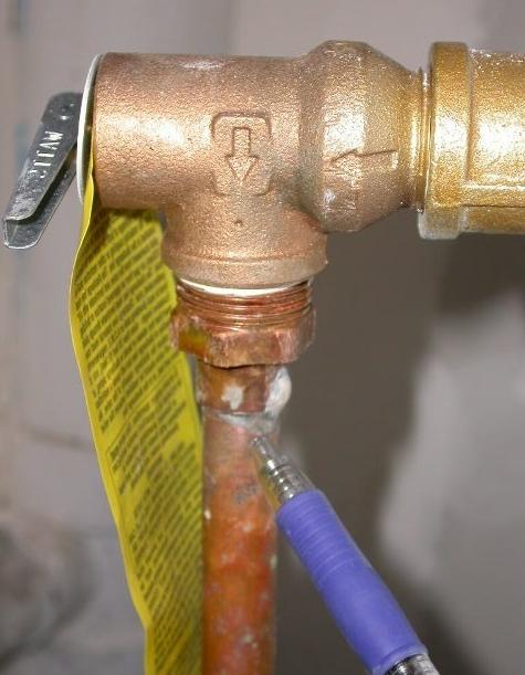 предохранительный клапан для водонагревателя аристон